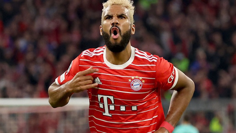 Cầu thủ Eric Maxim Choupo Moting - Tầm thường nhưng lại rất chuyên nghiệp