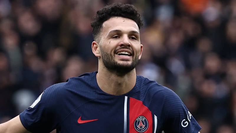 Nhưng hiện tại đang khoác áo PSG Nhưng hiện tại đang khoác áo PSG